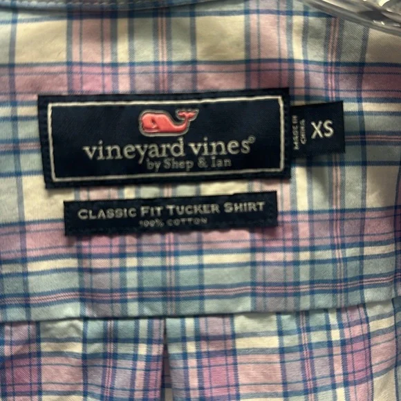 Vineyard Vines classic fit tucker shirt - Picture 3 of 3